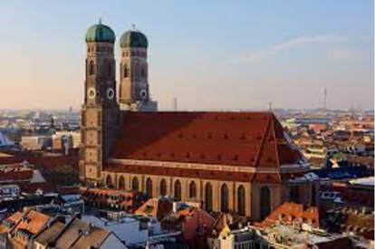 https://www.google.com/url?sa=i&url=https%3A%2F%2Fcommons.wikimedia.org%2Fwiki%2FFile%3AFrauenkirche_Munich_March_2013.JPG&psig=AOvVaw32Y-JgHGcPaxgAoW4Sockc&ust=1635497633717000&source=images&cd=vfe&ved=0CAsQjRxqFwoTCLia1s7d7PMCFQAAAAAdAAAAABAD 